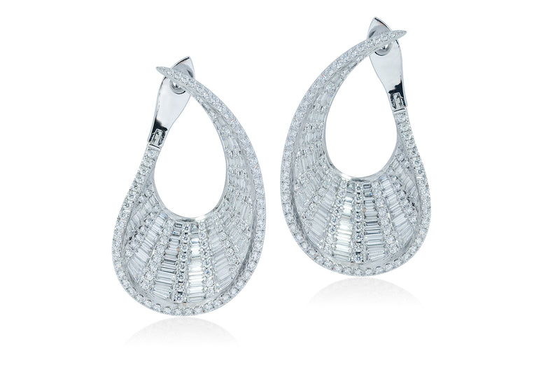 Talay front-back droplet Earrings (Grande) as seen on Naomi Watts