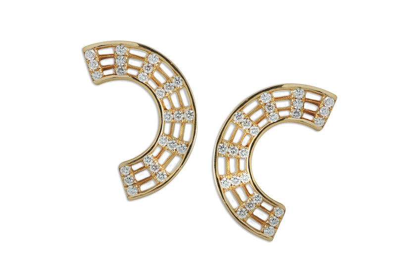 Twist Kaleidoscope Diamond Lattice Arch Stud Earrings